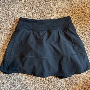 Black lululemon skirt